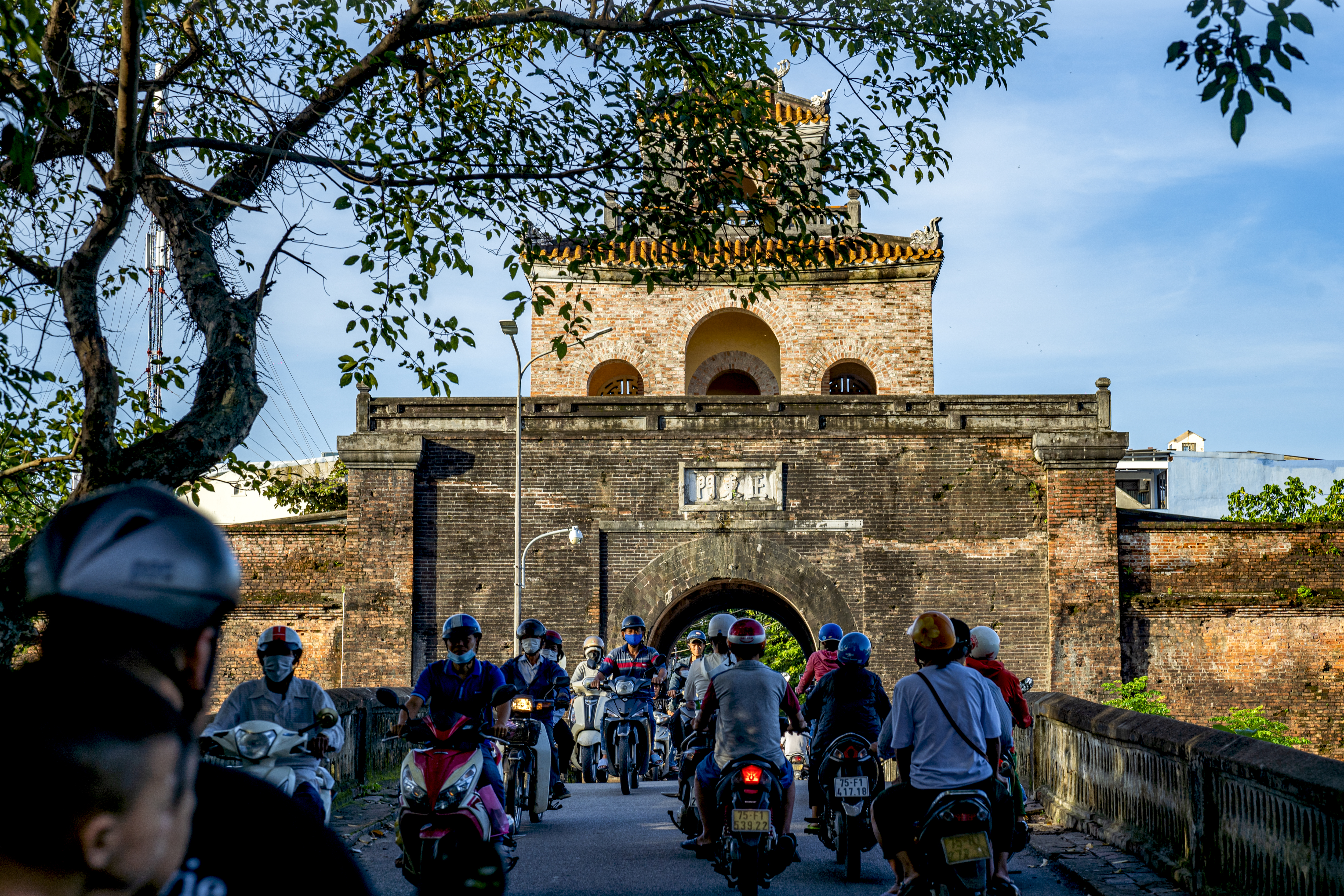 13 cửa ra vào Kinh Thành Huế