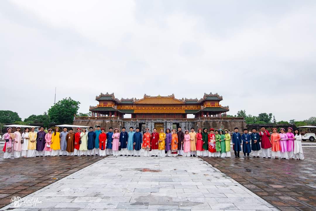 “Huế - Kinh đô Áo dài”