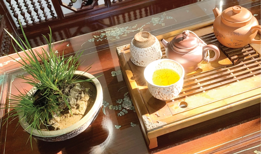 Tinh tế nghệ thuật uống trà Huế