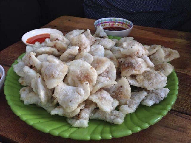 Giòn dai bánh lọc chiên Thạch Hãn