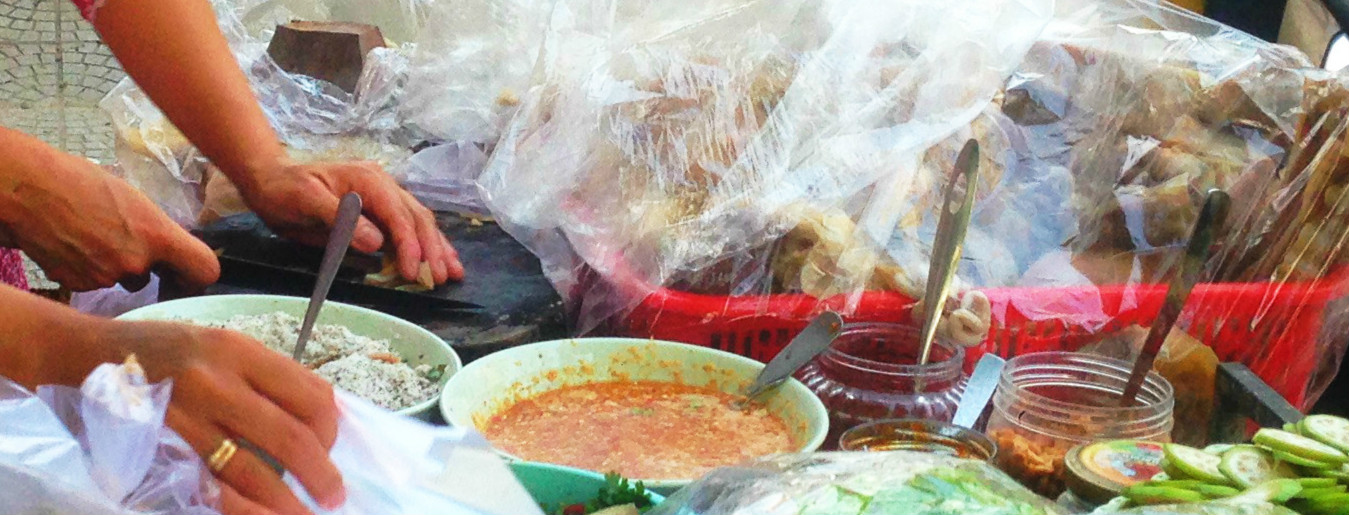 Giòn ngon gân bò ngâm củ kiệu xứ Huế