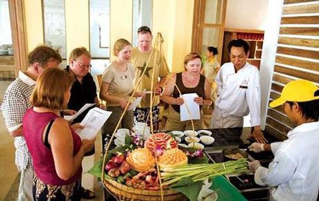 Đưa ẩm thực Việt Nam trở thành sản phẩm du lịch độc đáo