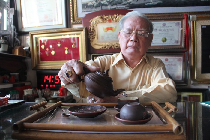 Tao nhã với thú vui thưởng trà ở Cung đình Huế