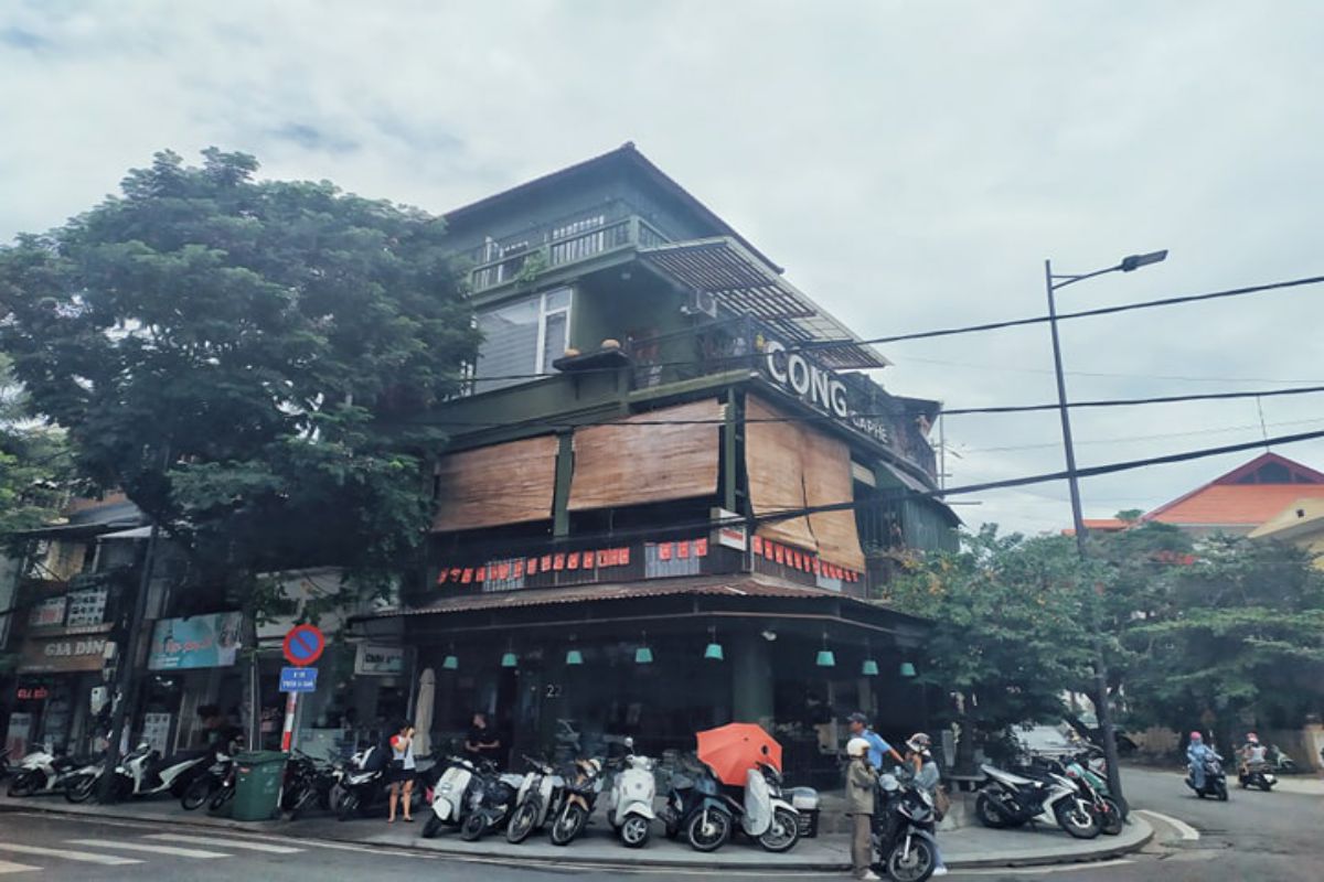Cộng Cafe- Hướng tới phong cách của những năm 80.