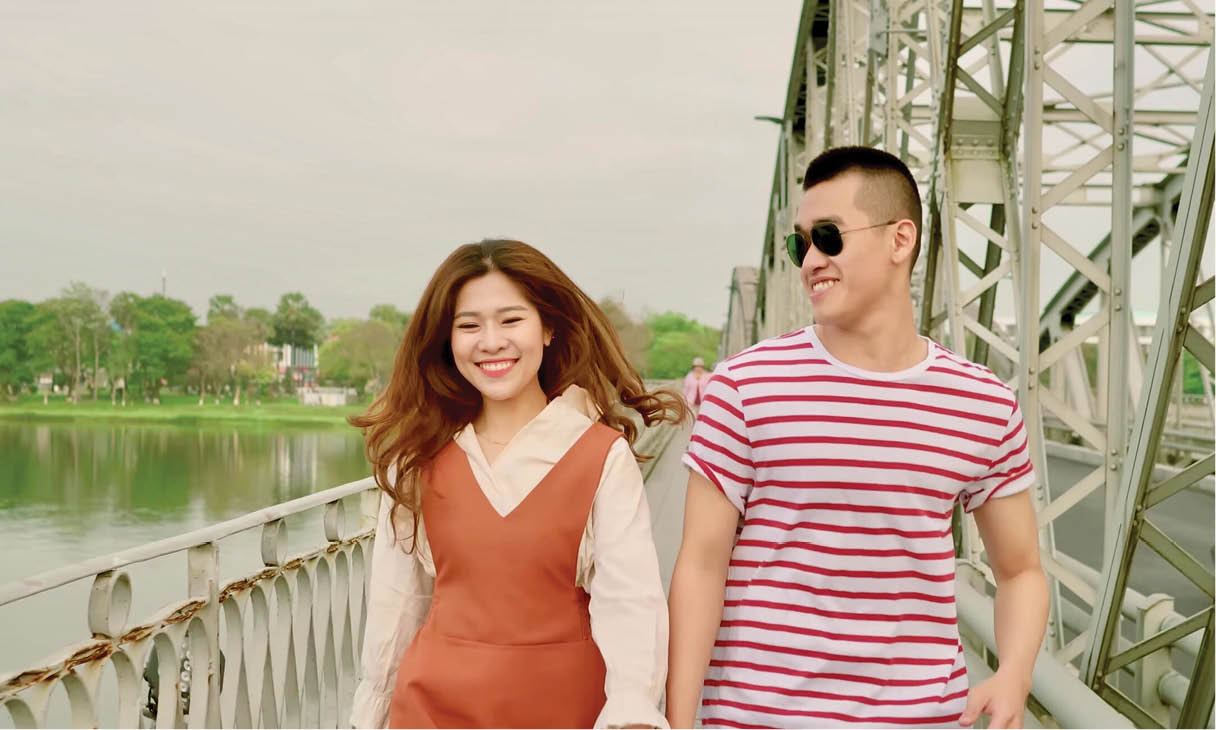 Huế qua góc nhìn của nữ ca sĩ trẻ Thùy Linh
